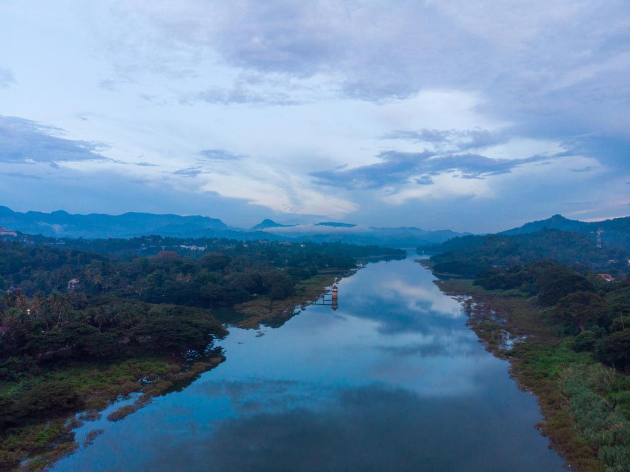 Mahaweli View Inn 康提 外观 照片